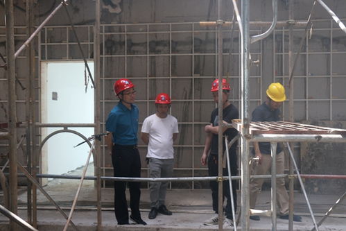 湖南建工集团装饰工程公司党委书记、董事长康思源深入在长项目一线检查安全生产工作